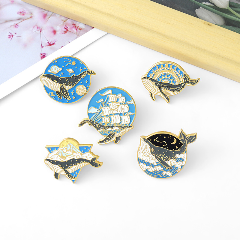 Ocean สัตว์เคลือบ Pins ปลาวาฬ  - Embroidery Whale บทวิจารณ์และราคา
