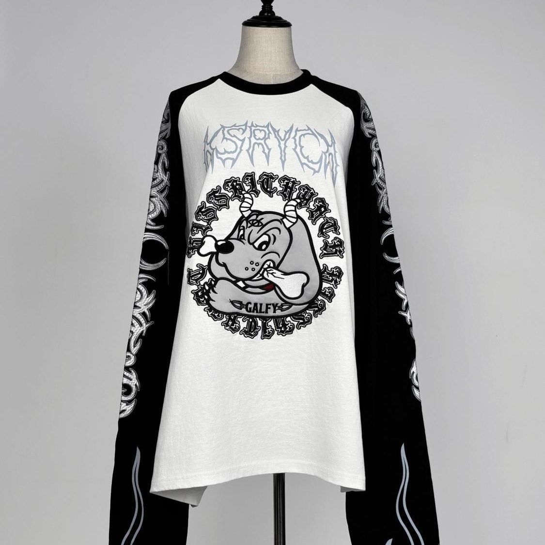 เสื้อยืดแขนยาวทรงหลวมลายปักลาย - Embroidery Tshirt บทวิจารณ์และราคา