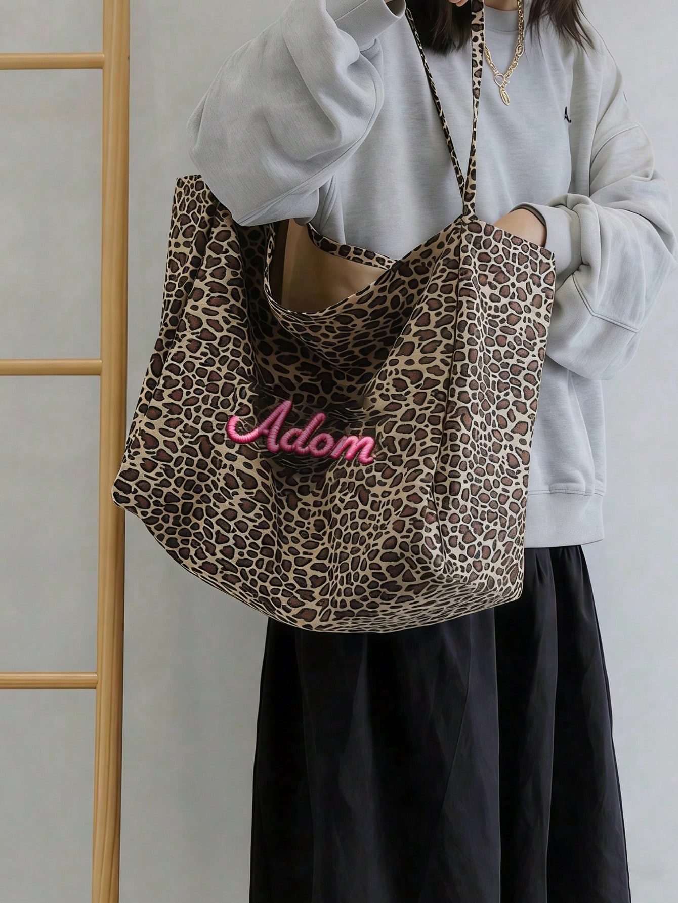 กระเป๋าโท้ทลายเสือดาวแบบกำหนดเ - Embroidery Gift Ideas บทวิจารณ์และราคา