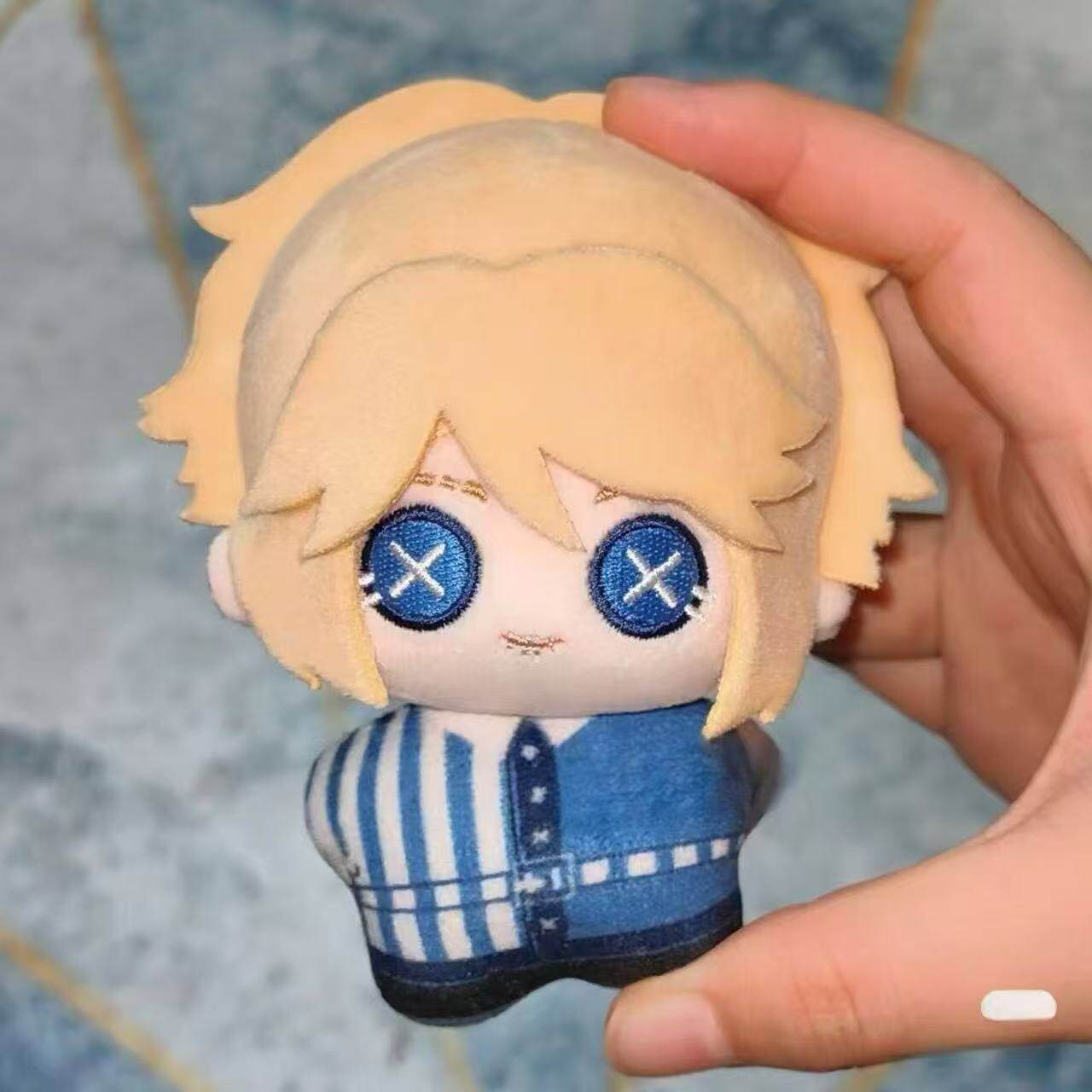 อะนิเมะไอดีเอ็นติตี้ วี คอสเพล - Embroidery Gift บทวิจารณ์และราคา